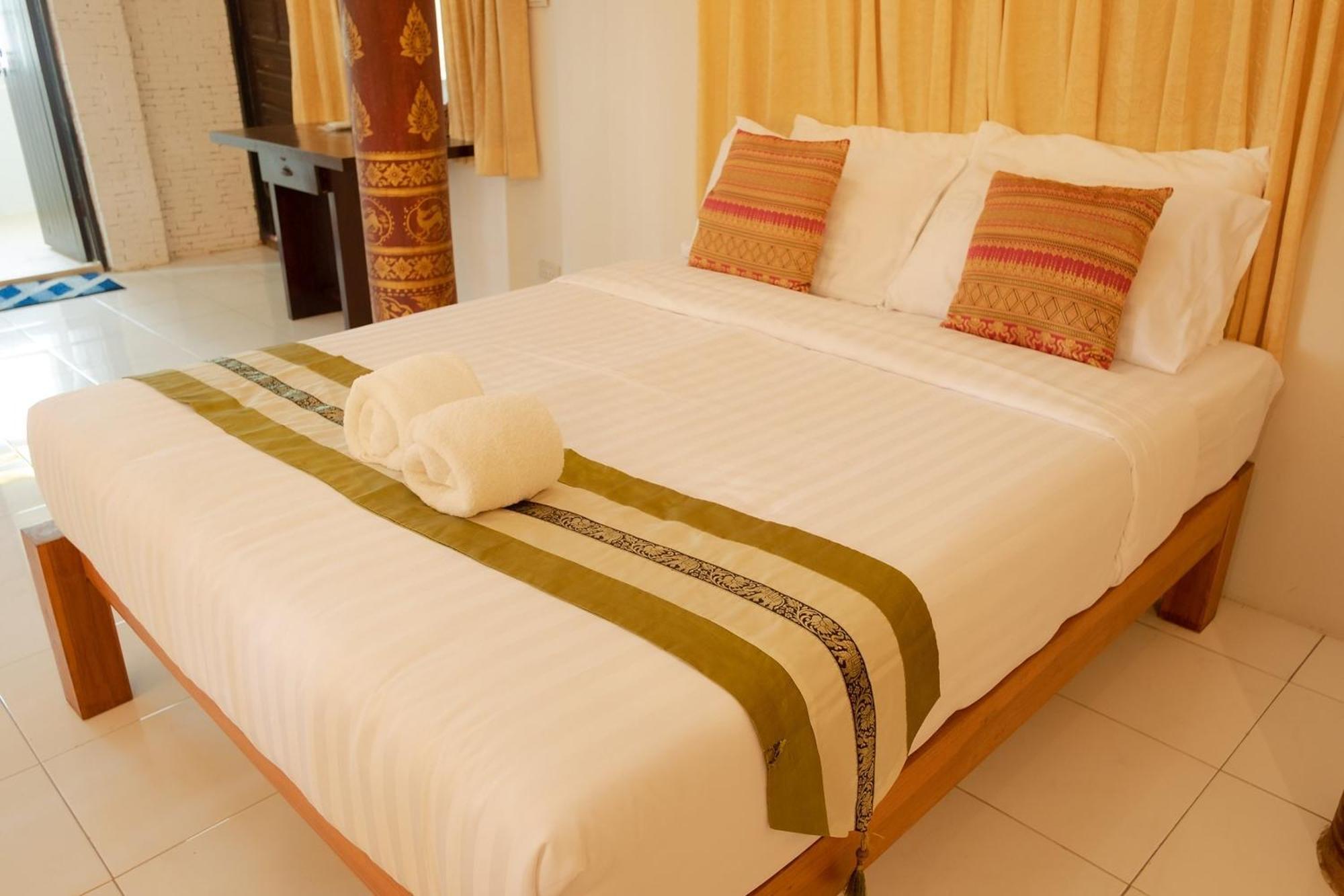 Baan Tawai Lanna Resort Hang Dong Luaran gambar